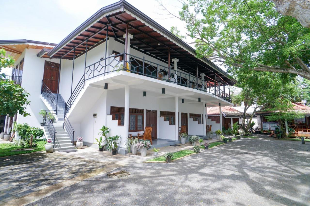 Surf Sea Breeze Apartments มิริสซา ภายนอก รูปภาพ
